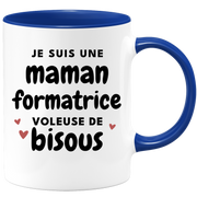 quotedazur - Mug Je Suis Une Maman Formatrice Voleuse De Bisous - Cadeau Fête Des Mères Original - Idée Cadeau Pour Anniversaire Maman - Cadeau Pour Future Maman Naissance