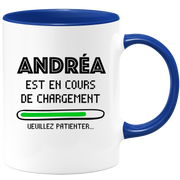 quotedazur - Mug Andréa Est En Cours De Chargement Veuillez Patienter - Cadeau Andréa Prénom Homme Personnalisé - Cadeau Annniversaire Noël Adolescent Collègue