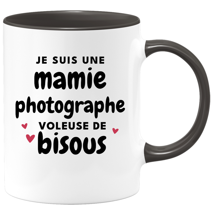 quotedazur - Mug Je Suis Une Mamie Photographe Voleuse De Bisous - Cadeau Fête Des Grand Mères Original - Idée Cadeau Pour Anniversaire Mémé Photographie - Cadeau Future Mamy Naissance