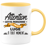 quotedazur - Mug Cette Personne Peut Parler De Luge À Tout Moment - Cadeau Humour Sport - Idée Cadeau Original     - Tasse Luge - Anniversaire Ou Noël