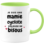 quotedazur - Mug Je Suis Une Mamie Cycliste Voleuse De Bisous - Cadeau Fête Des Grand Mères Original - Idée Cadeau Pour Anniversaire Mémé Cyclisme - Cadeau Future Mamy Naissance
