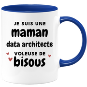 quotedazur - Mug Je Suis Une Maman Data architecte Voleuse De Bisous - Cadeau Fête Des Mères Original - Idée Cadeau Pour Anniversaire Maman - Cadeau Pour Future Maman Naissance