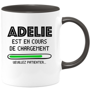 quotedazur - Mug Adelie Est En Cours De Chargement Veuillez Patienter - Cadeau Adelie Prénom Femme Personnalisé - Cadeau Annniversaire Noël Adolescent Collègue