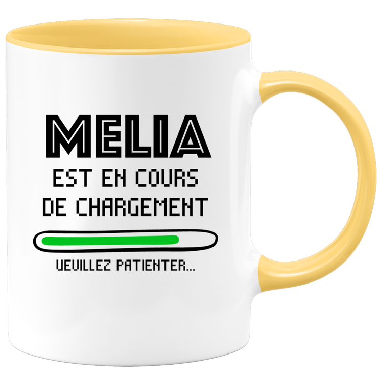 quotedazur - Mug Melia Est En Cours De Chargement Veuillez Patienter - Cadeau Melia Prénom Femme Personnalisé - Cadeau Annniversaire Noël Adolescent Collègue
