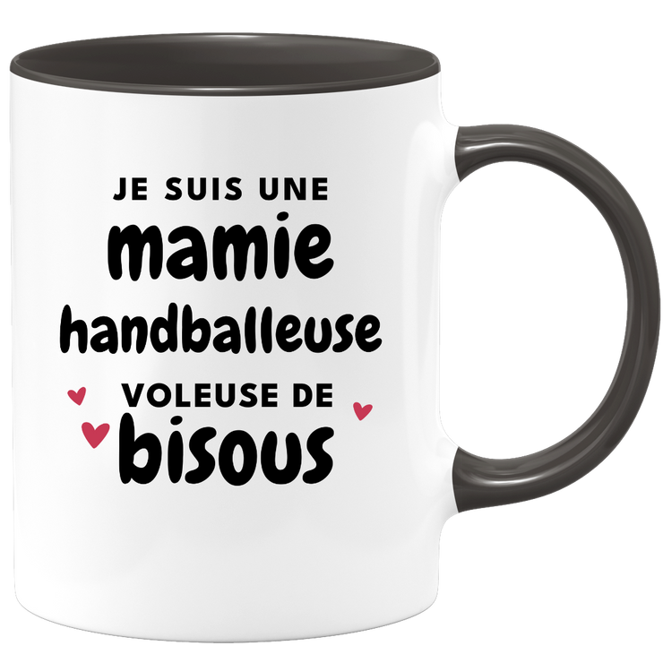 quotedazur - Mug Je Suis Une Mamie Handballeuse Voleuse De Bisous - Cadeau Fête Des Grand Mères Original - Idée Cadeau Pour Anniversaire Mémé Handball - Cadeau Future Mamy Naissance