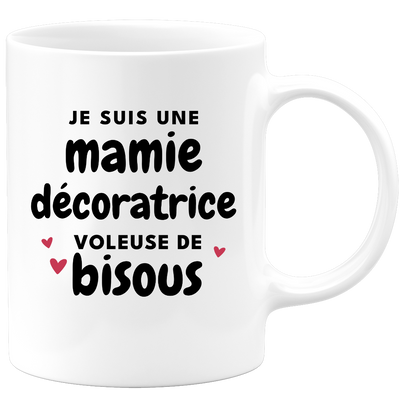 quotedazur - Mug Je Suis Une Mamie Décoratrice Voleuse De Bisous - Cadeau Fête Des Grand Mères Original - Idée Cadeau Pour Anniversaire Mémé Décoration - Cadeau Future Mamy Naissance