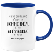 quotedazur - Mug Compliqué D'Être Un Homme Idéal Et Un Alessandro Mais Ça Va Je Gère - Cadeau Humour Prénom - Idée Cadeau Famille Saint Valentin - Tasse Prénom Alessandro