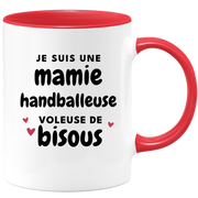 quotedazur - Mug Je Suis Une Mamie Handballeuse Voleuse De Bisous - Cadeau Fête Des Grand Mères Original - Idée Cadeau Pour Anniversaire Mémé Handball - Cadeau Future Mamy Naissance