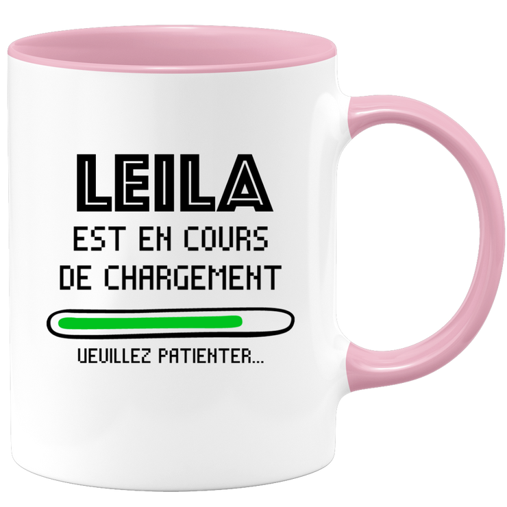 quotedazur - Mug Leila Est En Cours De Chargement Veuillez Patienter - Cadeau Leila Prénom Femme Personnalisé - Cadeau Annniversaire Noël Adolescent Collègue