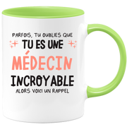 Mug parfois, tu oublies que tu es une Médecin incroyable, alors voici un rappel