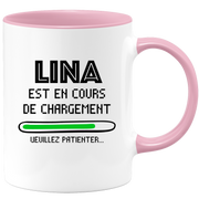 quotedazur - Mug Lina Est En Cours De Chargement Veuillez Patienter - Cadeau Lina Prénom Femme Personnalisé - Cadeau Annniversaire Noël Adolescent Collègue
