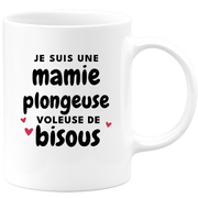 quotedazur - Mug Je Suis Une Mamie Plongeuse Voleuse De Bisous - Cadeau Fête Des Grand Mères Original - Idée Cadeau Pour Anniversaire Mémé Plongée - Cadeau Future Mamy Naissance