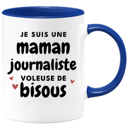 quotedazur - Mug Je Suis Une Maman Journaliste Voleuse De Bisous - Cadeau Fête Des Mères Original - Idée Cadeau Pour Anniversaire Maman - Cadeau Pour Future Maman Naissance