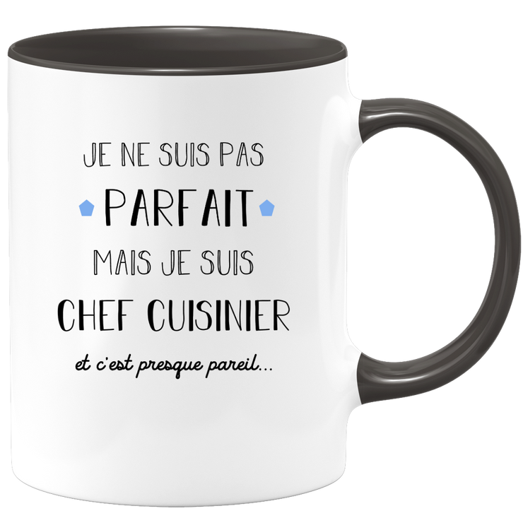 quotedazur - Mug Je Ne Suis Pas Parfait Mais Je Suis Chef cuisinier  - Cadeau Humour Métier Travail - Idée Cadeau Pot De Départ Chef Mutation - Tasse Cadeau Retraite Noël Au Bureau