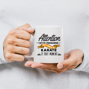 quotedazur - Mug Cette Personne Peut Parler De Karaté À Tout Moment - Cadeau Humour Sport - Idée Cadeau Original Karateka   - Tasse Karaté - Anniversaire Ou Noël