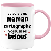quotedazur - Mug Je Suis Une Maman Cartographe Voleuse De Bisous - Cadeau Fête Des Mères Original - Idée Cadeau Pour Anniversaire Maman - Cadeau Pour Future Maman Naissance