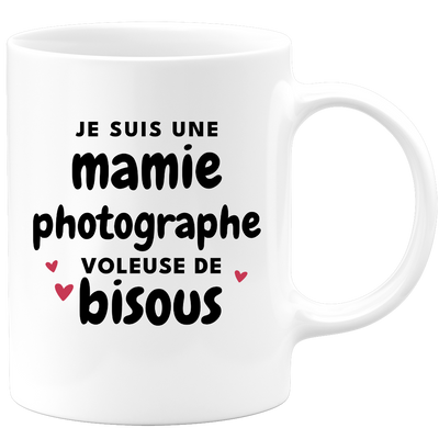 quotedazur - Mug Je Suis Une Mamie Photographe Voleuse De Bisous - Cadeau Fête Des Grand Mères Original - Idée Cadeau Pour Anniversaire Mémé Photographie - Cadeau Future Mamy Naissance