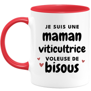 quotedazur - Mug Je Suis Une Maman Viticultrice Voleuse De Bisous - Cadeau Fête Des Mères Original - Idée Cadeau Pour Anniversaire Maman - Cadeau Pour Future Maman Naissance