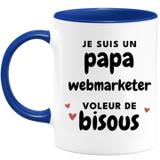 quotedazur - Mug Je Suis Un Papa Webmarketer Voleur De Bisous - Cadeau Fête Des Pères Original - Idée Cadeau Pour Anniversaire Papa - Cadeau Pour Futur Papa Naissance